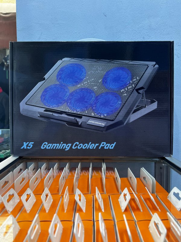 X5 Gaming Cooler Pad front